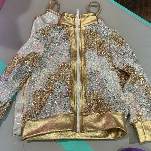 Hi hop dance costume size ISC - Picture 2 of 3
